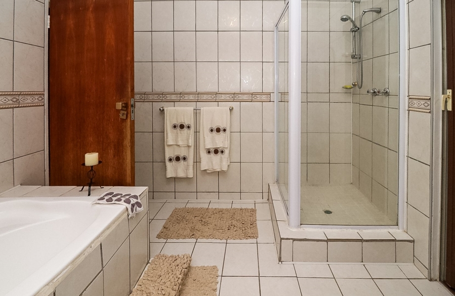 4 Bedroom Property for Sale in Stilfontein Ext 4 North West
